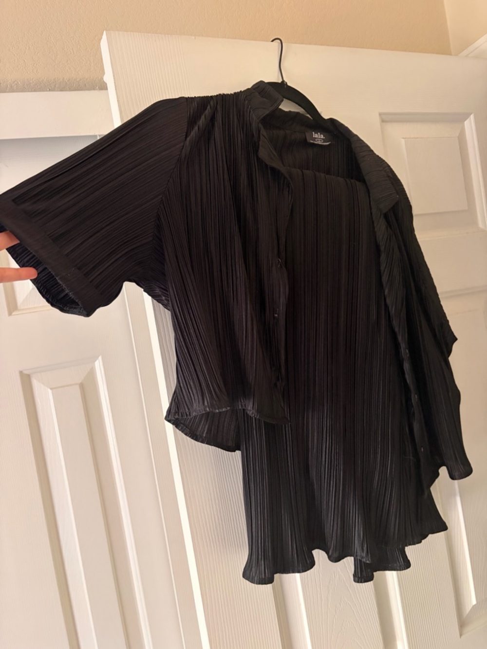 Dressed in LALA Black Pleated Women's Skirt Set